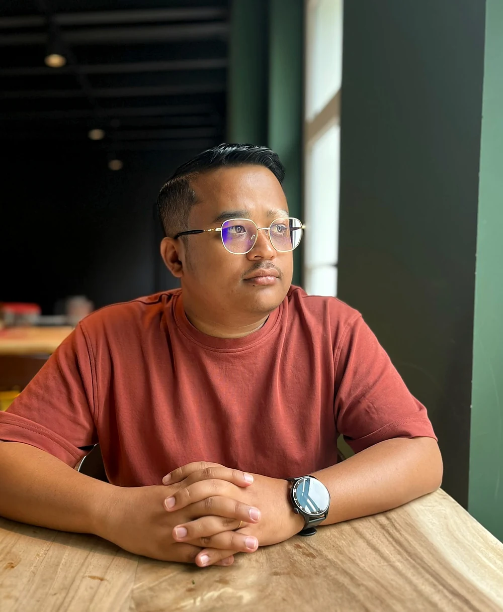 Madan Shrestha, software engineer based in Bruges
